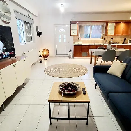 شقة Helios Houses -